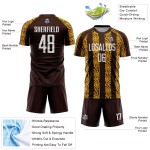 Maglia da calcio personalizzata con stampa a sublimazione di forma astratta marrone bianco-oro